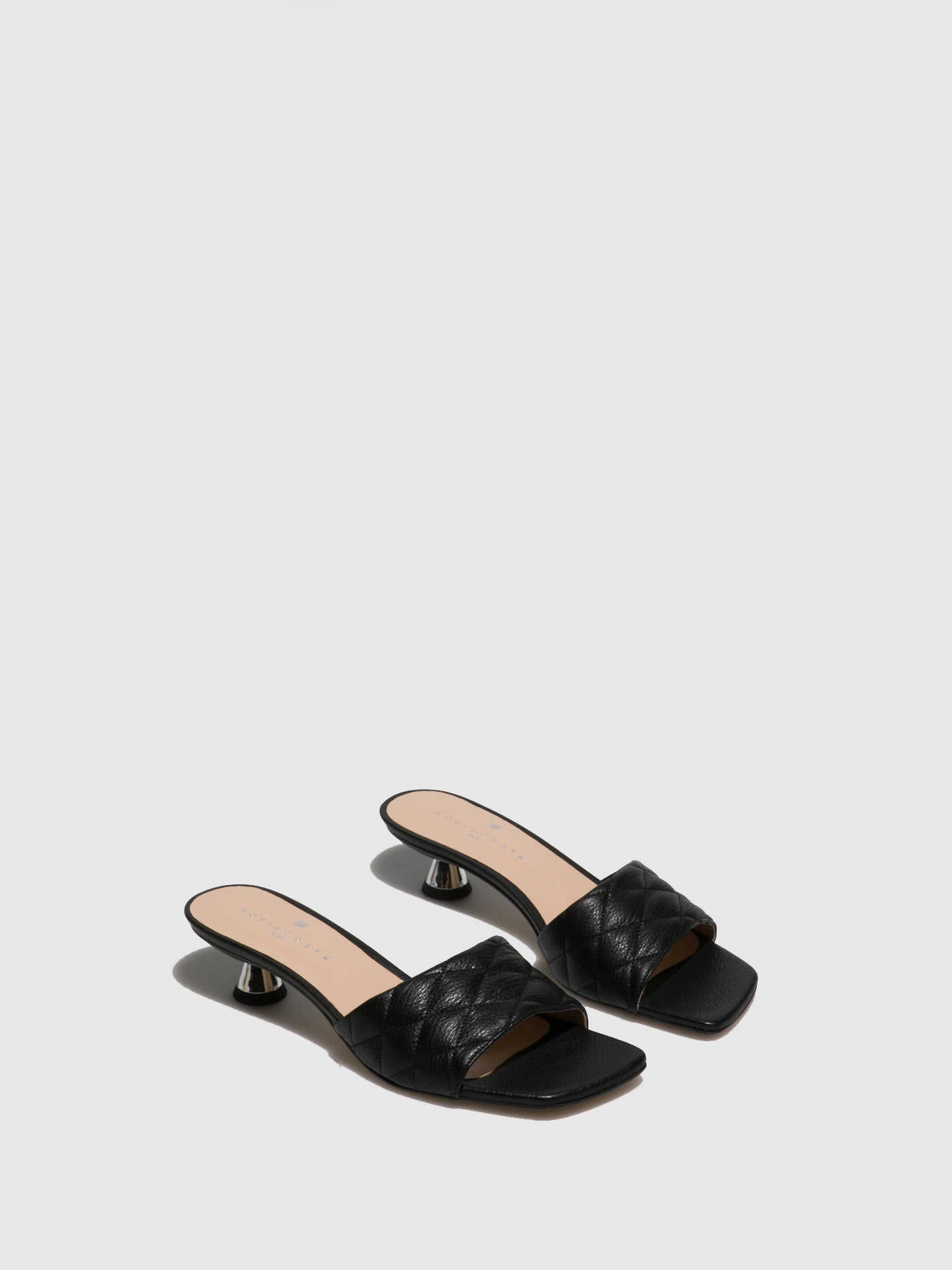 Sofia Costa Mules de Salto Kitten em Preto